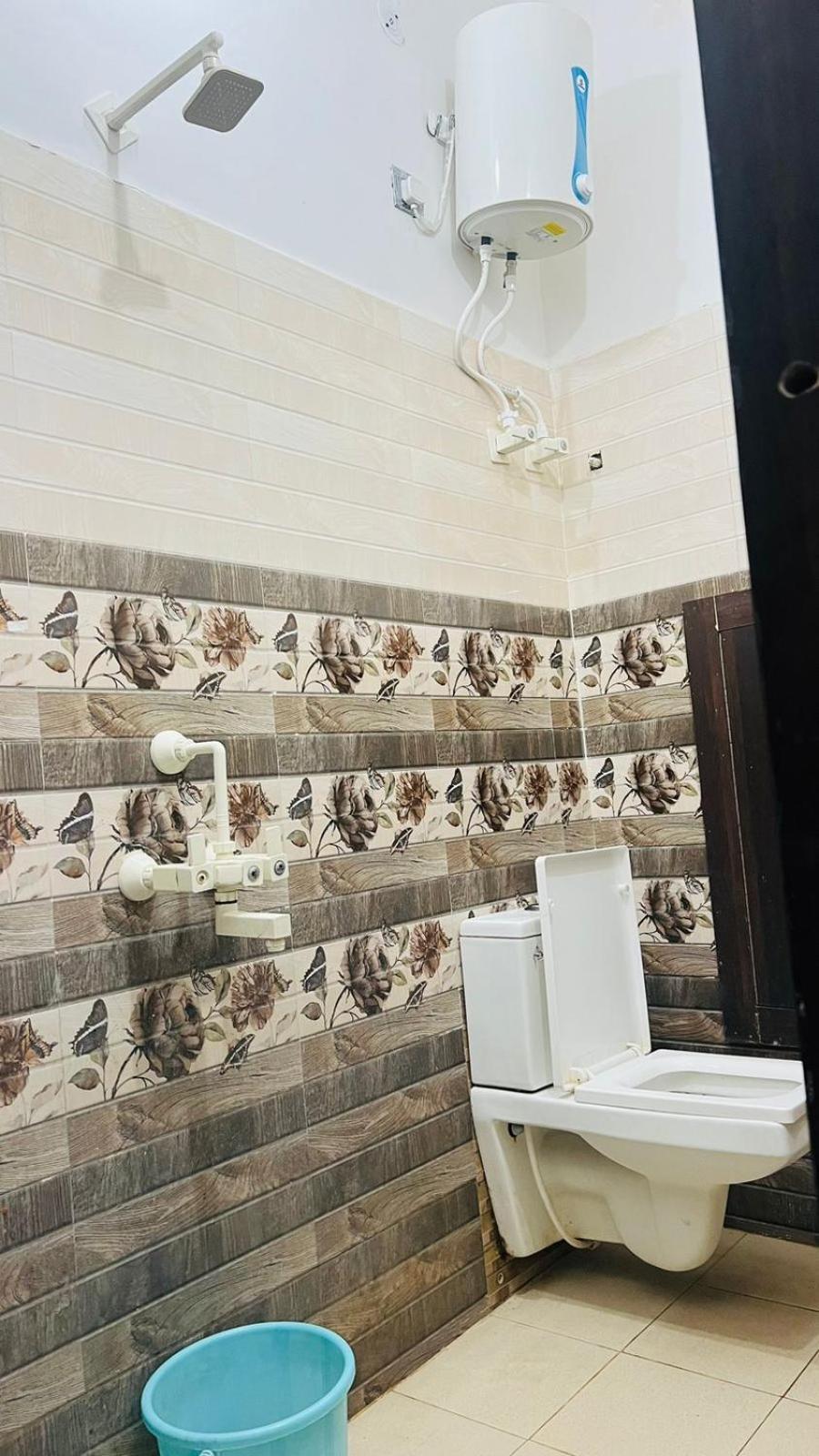 Hotel Rudra Residency Near Railway Station 马图拉 外观 照片